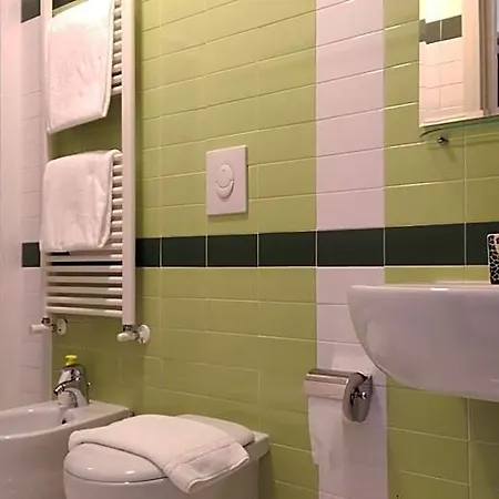 לינה וארוחת בוקר Porta Di Mare קטנזארו